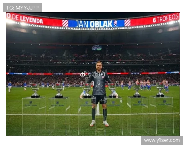 奥布拉克：西甲冠军赛季后防基石作用解析