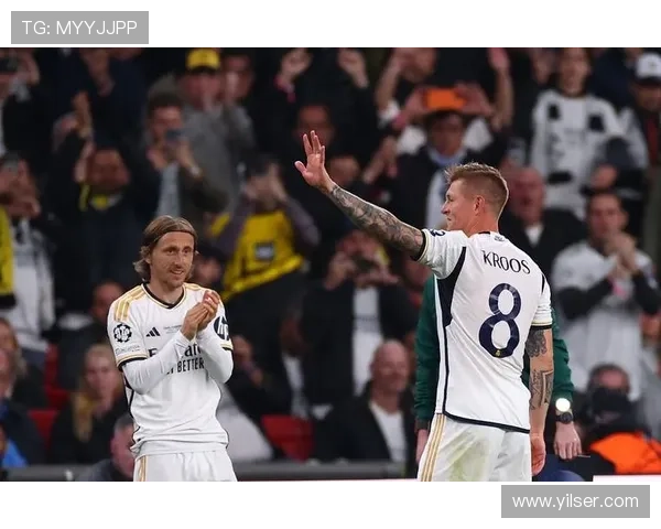 莫德里奇与克罗斯：皇马中场双核战术分工解析