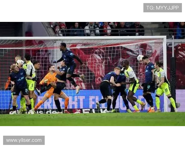 从高压到失位:拜仁慕尼黑防守体系的隐患 从高压到失位:拜仁慕尼黑防守体系的隐患